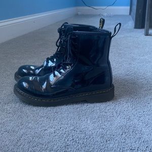 Black shiny patent leather doc.martens!